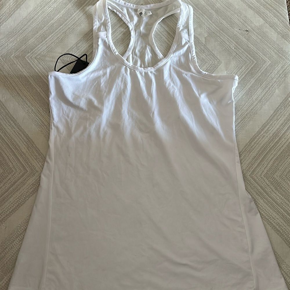 Noli Women’s White Mesh Racerback Tank Top